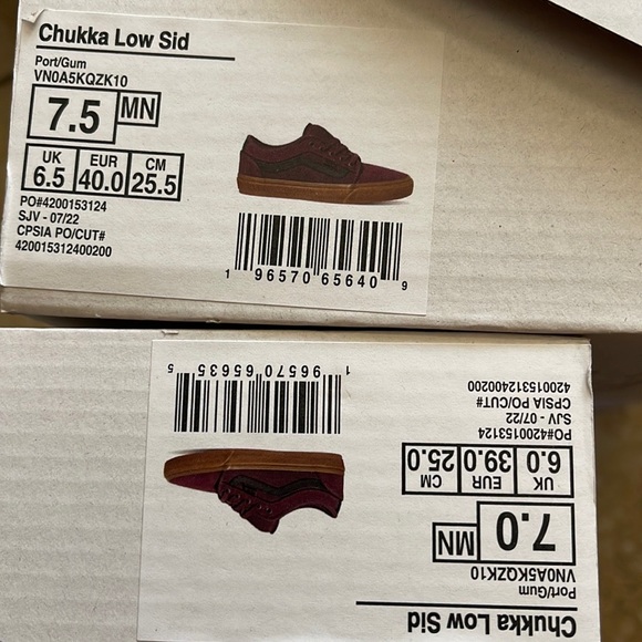 Vans Men’s Chukka Low Sid
Port/Gum
VN0A5KQZK10
Sneakers - Picture 15 of 16